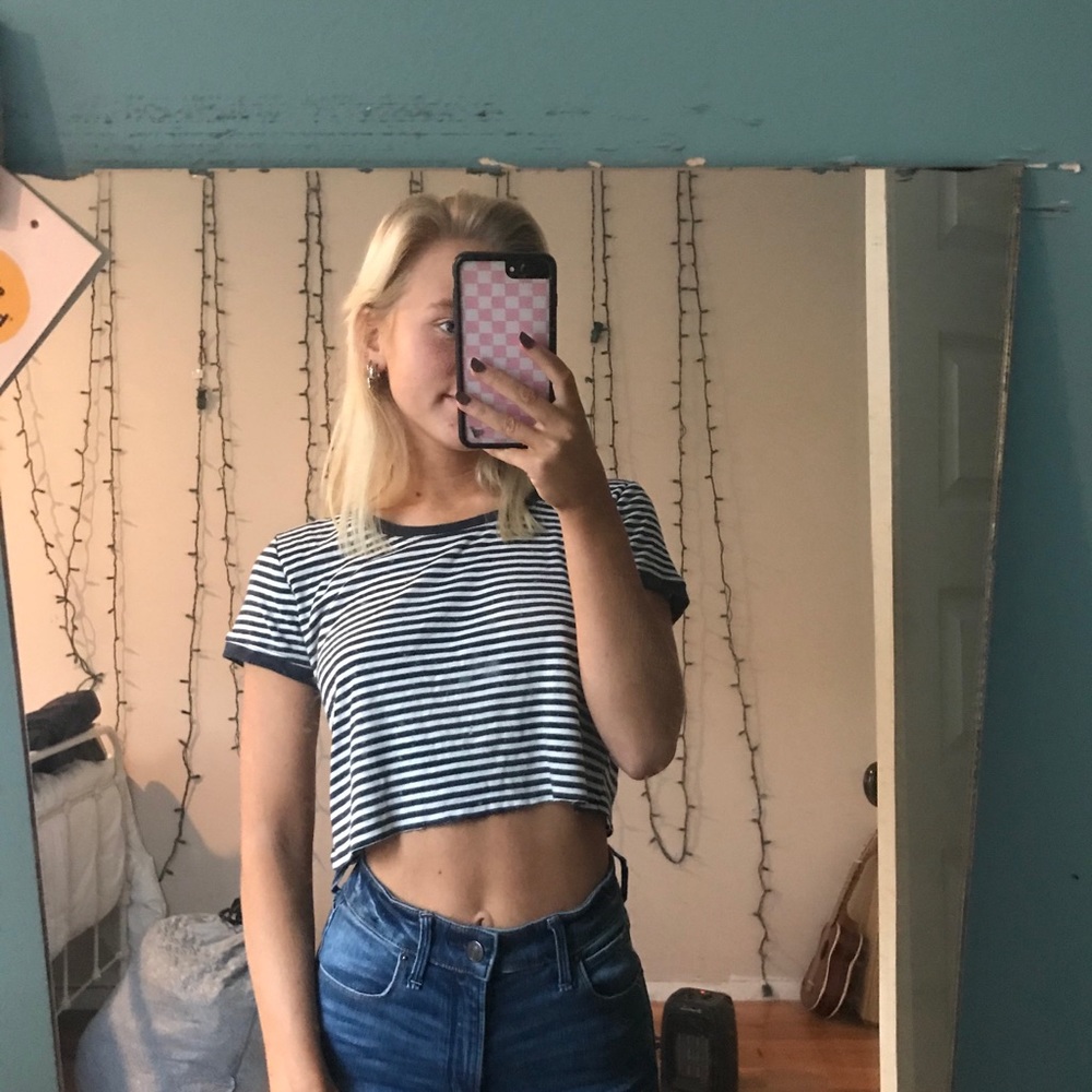 Aero cropped striped tee size s